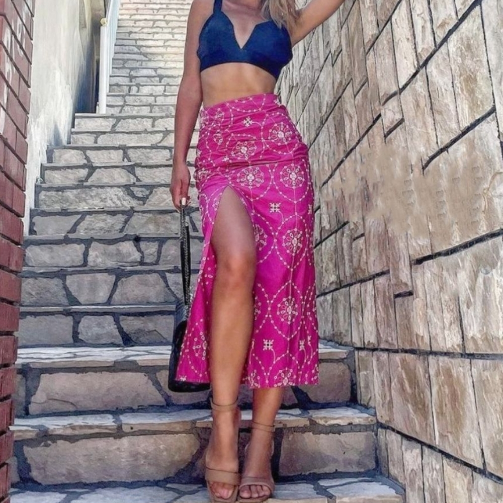 NWT Zara embroidered eyelet Hot pink midi skirt XS
